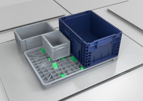 Universaltablar, zb. f�r Kartons im AKL / F&ouml;rdertechnik (contec line / Foto: bekuplast)
