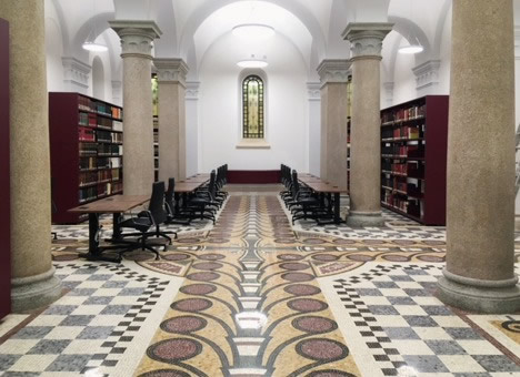 Päpstliches Athenaeum Sant’Anselmo Rom, Italien - Branchenlsung (Foto: ZAMBELLI REGALSYSTEME, Deutschland)